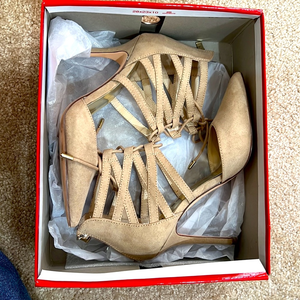 Guess shoes, Size 6 US. Color Nude. - Picture 5 of 5